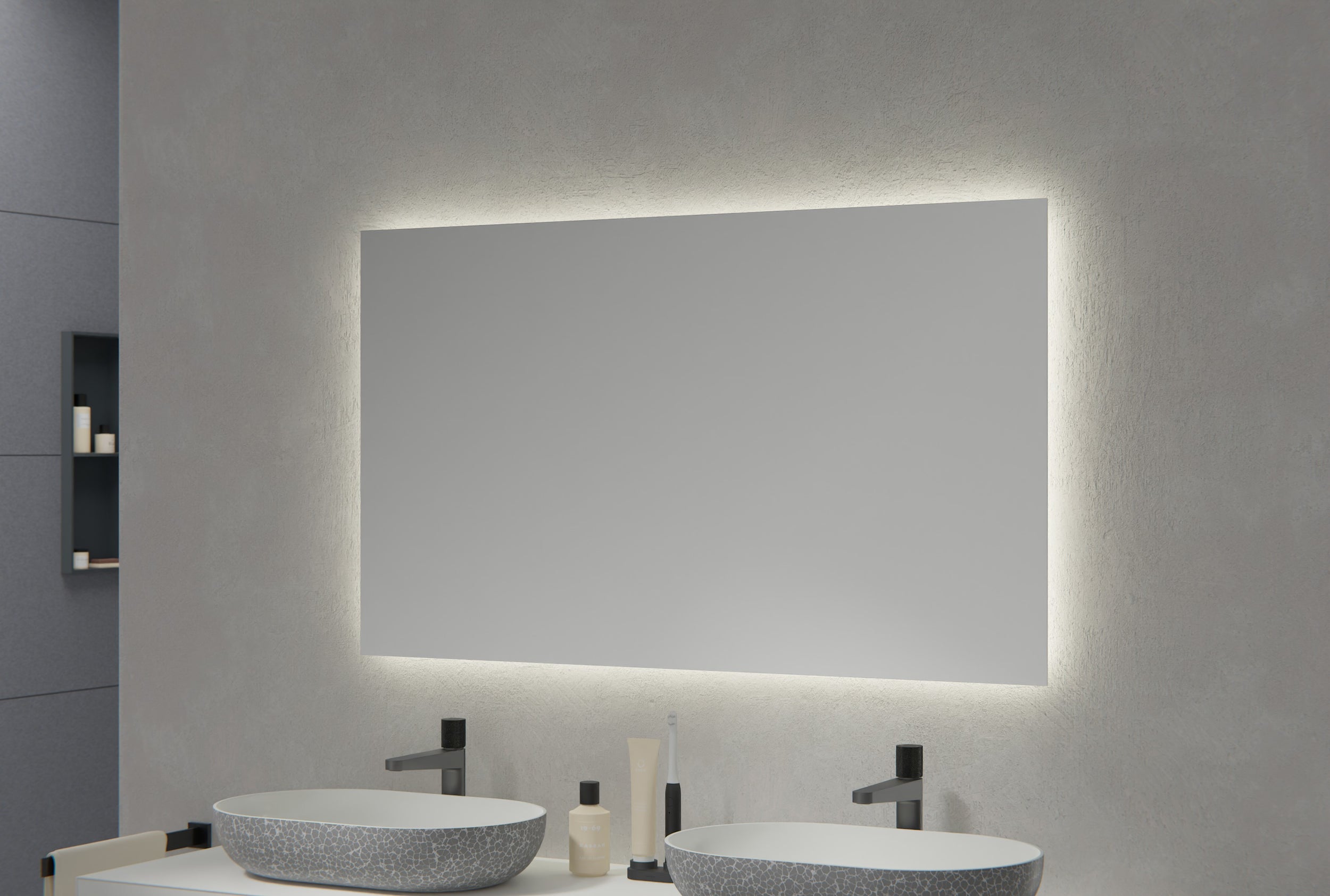Lustro łazienkowe z podświetleniem LED 2137